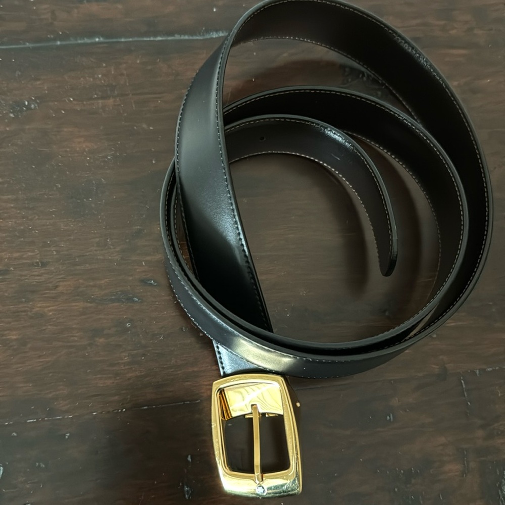 Men’s black/brown belt with Mont Blanc gold buckle